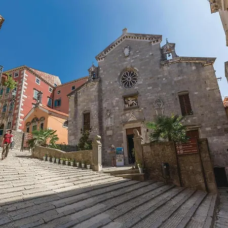 Three-bedroom In Labin Labin (Istria)